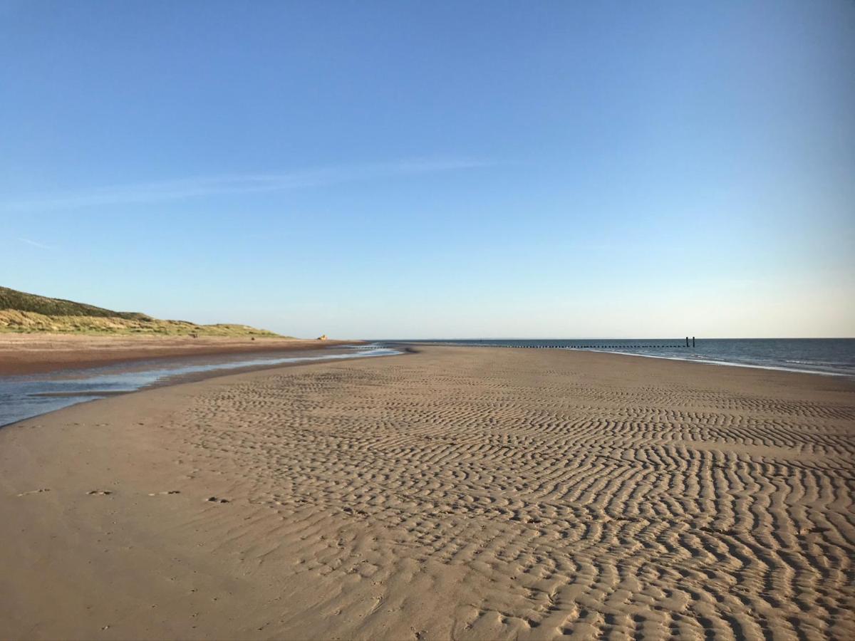 T Huuske Tuinappartement Met Fantastisch Uitzicht, Nabij Zee Zonnemaire Eksteriør billede